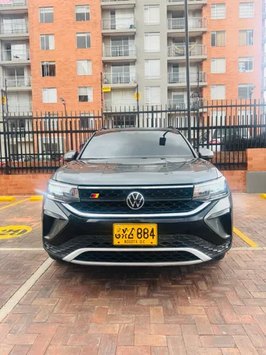 Volkswagen Taos Comforline Select 2022 42.000 km