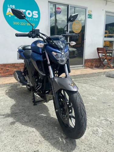 Yamaha FZ25 Modelo 2022