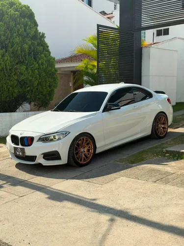 BMW M235i Coupe 2015