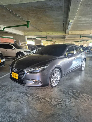 Mazda 3 sport grand touring 2018 HB