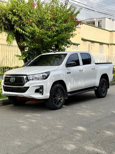 Toyota hilux 2020 2.4 diesel