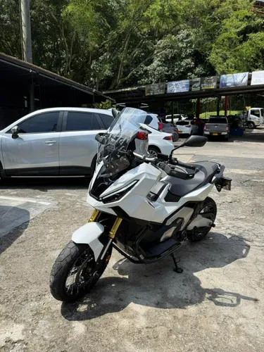 HONDA X-ADV 2025