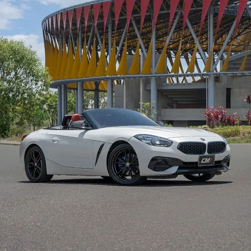 BMW Z4 SDRIVE 20i