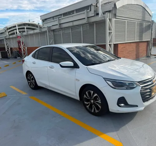 Chevrolet Ónix turbo Premier modelo 2025