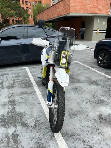 Husqvarna 701 Enduro