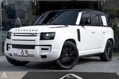 Land Rover Defender 110 PHEV