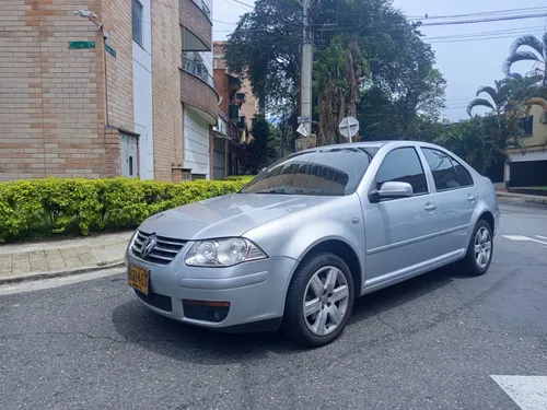 Volkswagen Jetta automático