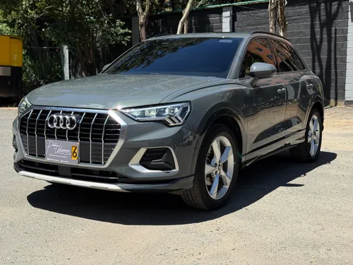 AUDI Q3 AMBITION 35TFSI