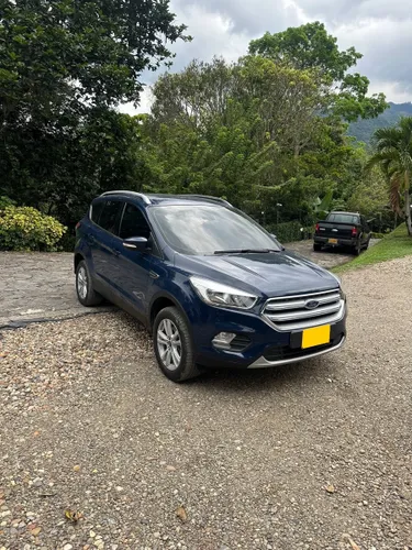 FORD ESCAPE SE 4X4 2018