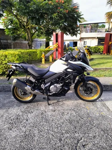 Suzuki Vstrom XT
