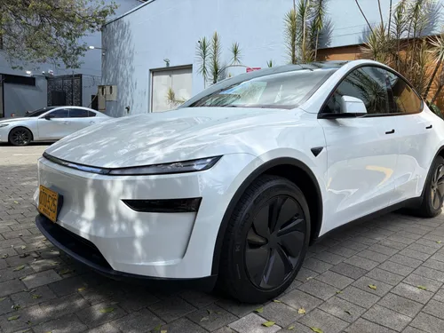Tesla Model Y Rwd