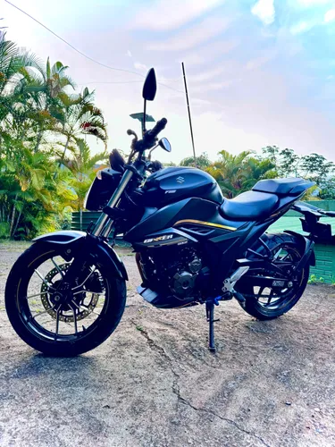 Gixxer 250 - Suzuki