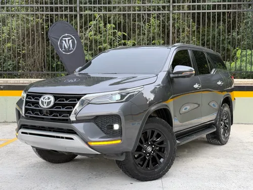 Toyota Fortuner SRV 2022