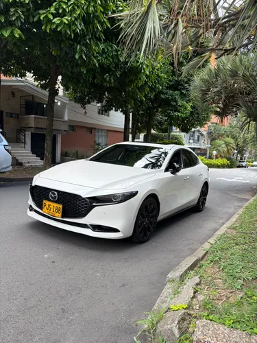 Mazda 3 grand touring Lx 2026