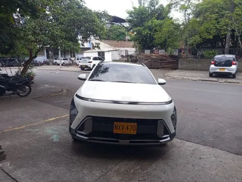 HYUNDAI KONA HEV LIMITED AT
2025