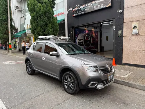 RENAULT SANDERO STEPWAY ZEN MECANICO 1.6CC 2021