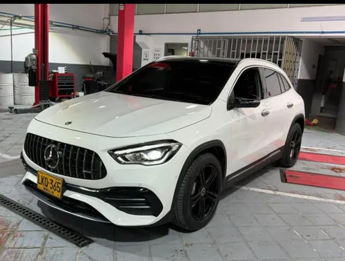 Mercedes Benz GLA35 AMG 2022