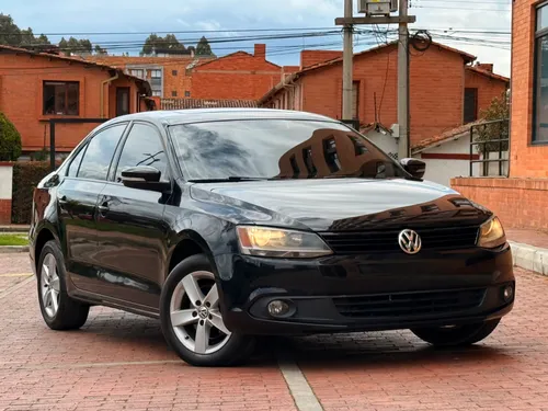 Volkswagen New Jetta 2.5 2013