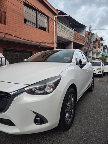 Mazda 2 Grand Touring LX Modelo 2018
