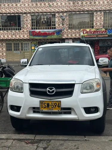 MAZDA BT-50 4x4 diésel 2.4