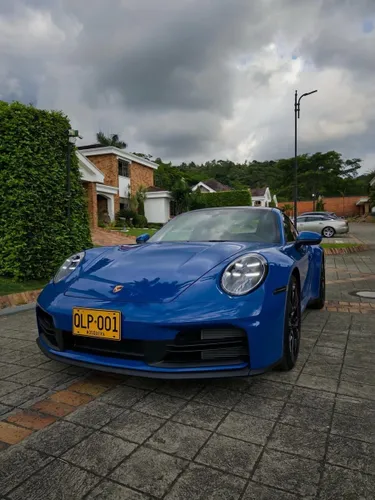 Porsche 911 Carrera