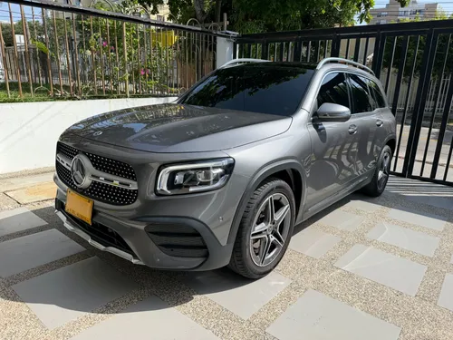 Mercedes Benz GLB200 AMG 2022