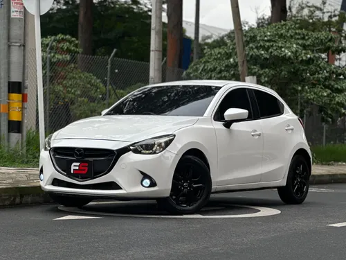 MAZDA 2 GRAND TOURING LX 2016