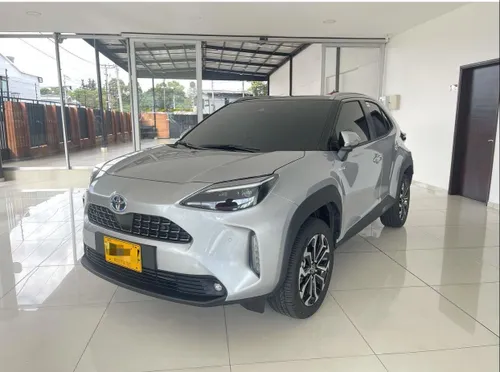 TOYOTA YARIS CROSS 2022 XLS ÚNICO DUENO