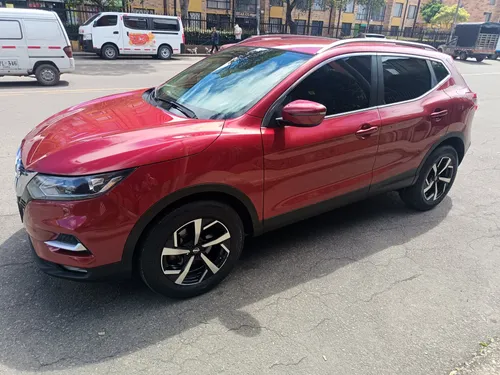 Vende Nissan Qashqai modelo 2019