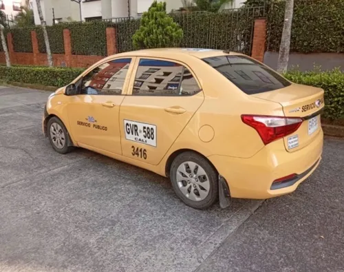 Taxi Hyundai grand i10