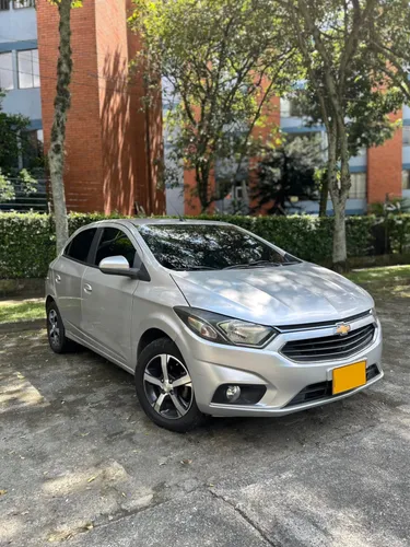 Chevrolet Onix ltz MT 2018