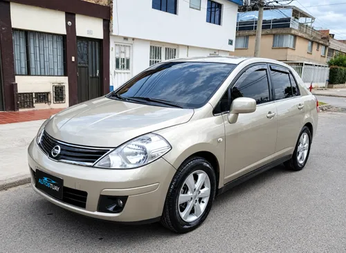 Nissan Tiida - 2011 - Excelente Estado