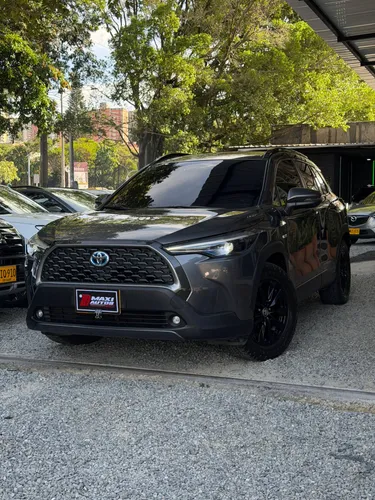 TOYOTA COROLLA CROSS XEI 2022 1.8L AUTOMATICA HIBRIDA GRIS KMS 74.000