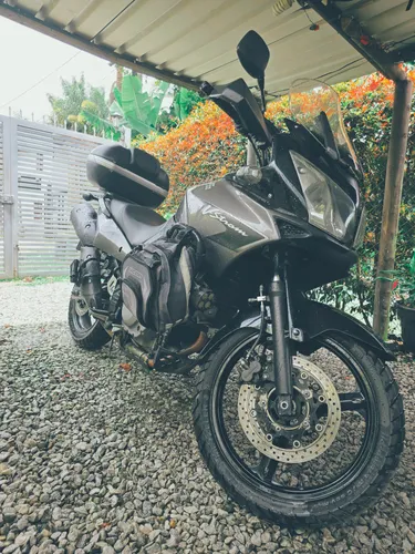 Vendo vstrom 650 2009 negociable