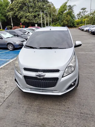 Chevrolet SPARK GT 2018 FULL EQUIPO