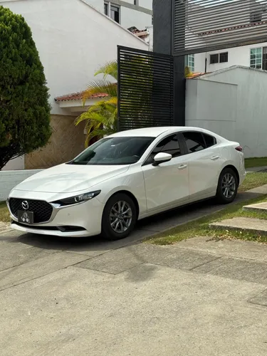 Mazda 3 Touring 2024