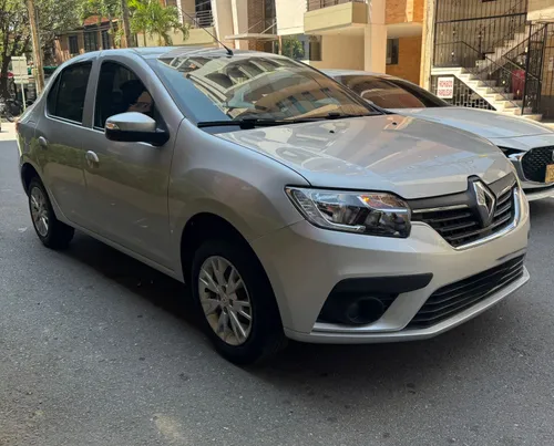 Renault Logan Life 2025