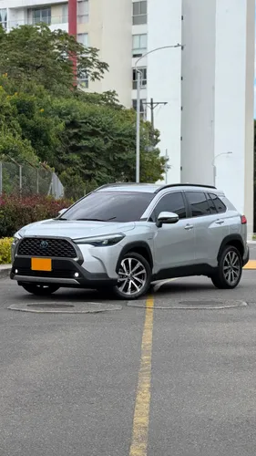 Toyota corolla cross seg full equipo