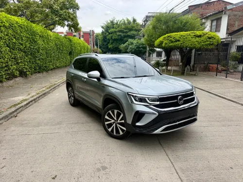 Volskwagen Taos Highline