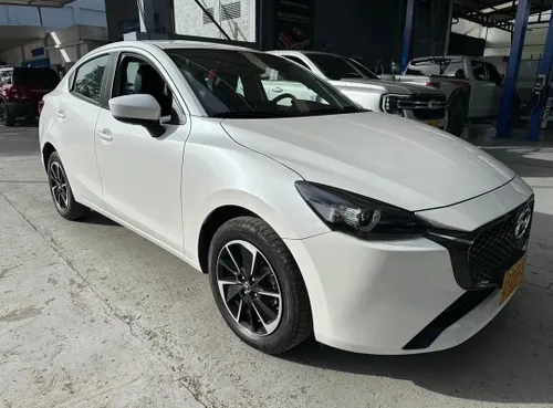 Mazda 2 Grand Touring LX 2025