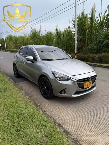 Mazda 2 Touring Automatico 2016