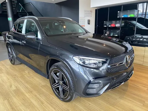 Mercedes Benz GLC 300 SUV AMG Line 4MATIC Híbrido Modelo 2027 VENTA DE TEST DRIVE DEMOCAR GANGAZO solo 2.600 km