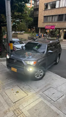 Toyota 4Runner Sr5 Blindaje 2 modelo 2019