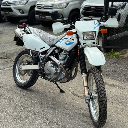 SUZUKI DR 650 2027