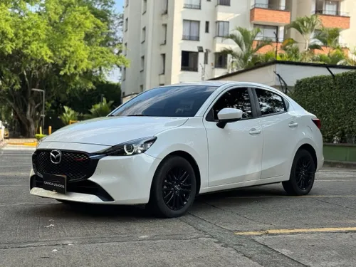 Mazda 2 Grand Touring