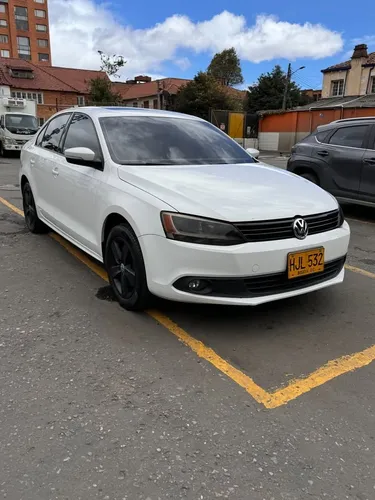 Volkswagen new jetta 2013
