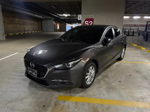Mazda 3 Touring