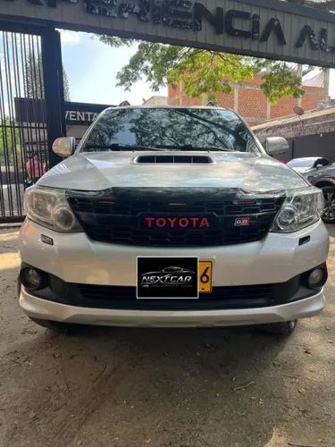 Toyota FORTUNER 2014