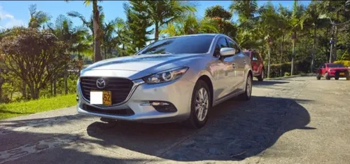 MAZDA 3 TOURING 2018