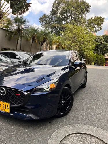 Mazda 2 grand touring